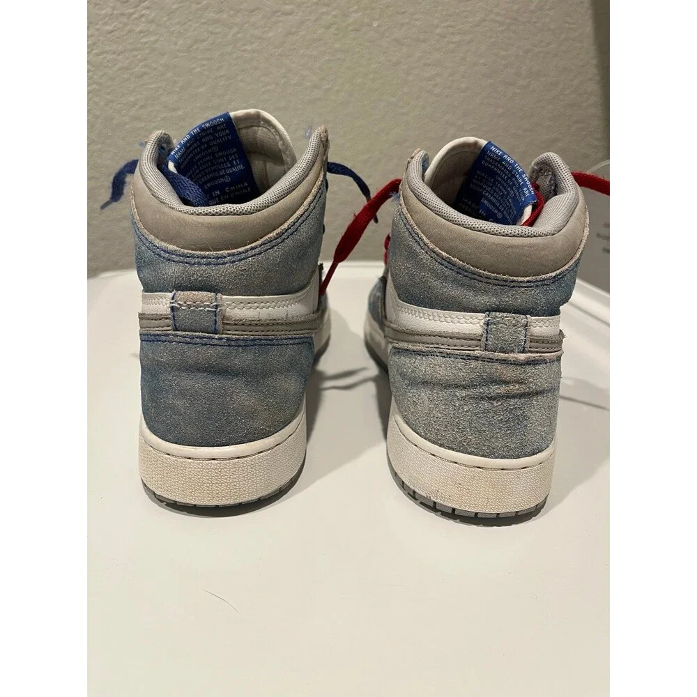 Air Jordan 1 Retro High OG Hyper Royal White Light Smoke Grey Men’s Size 6Y